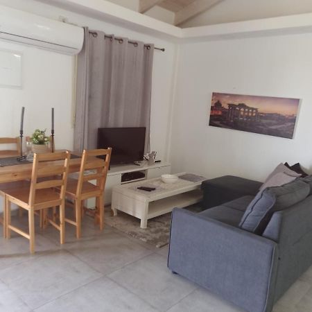 Villa Mol Hahr à Safed Extérieur photo