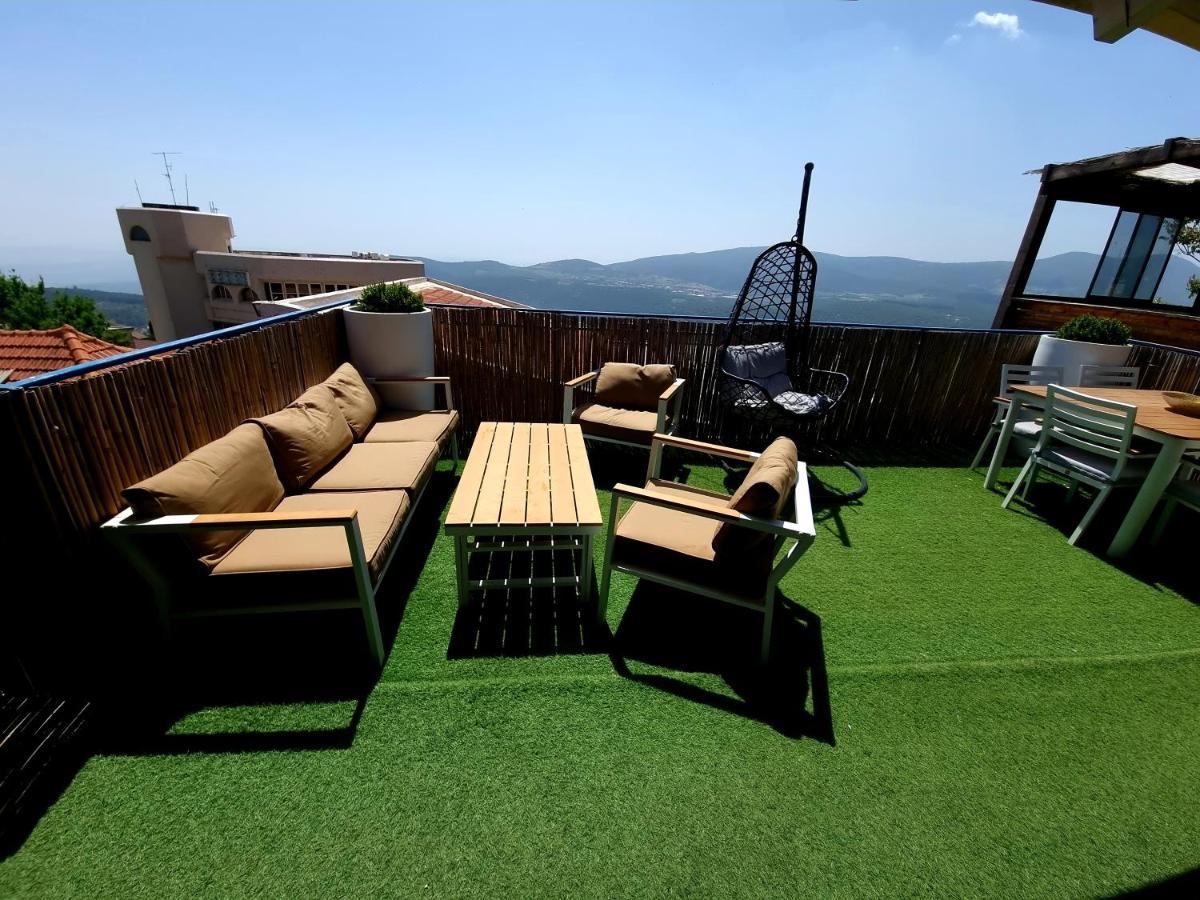 Villa Mol Hahr à Safed Extérieur photo
