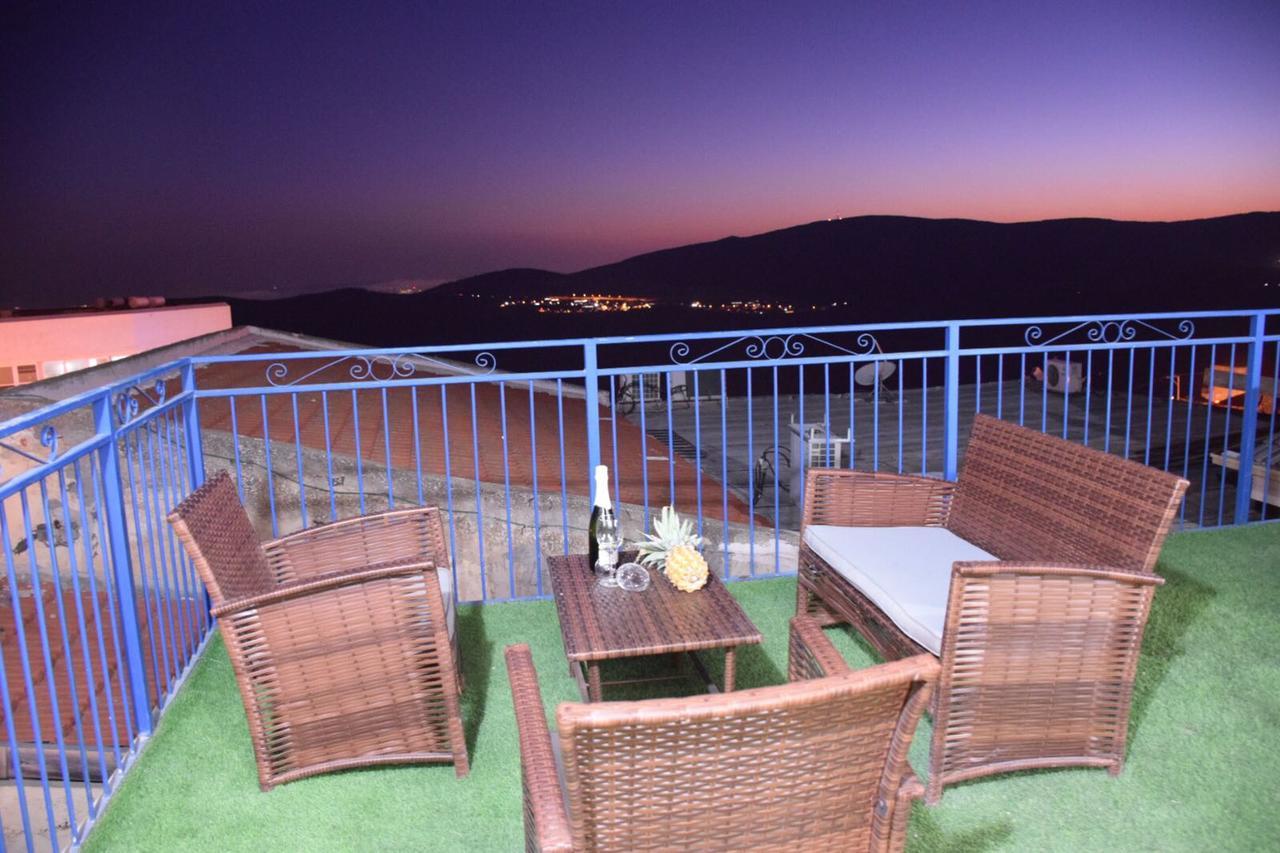 Villa Mol Hahr à Safed Extérieur photo